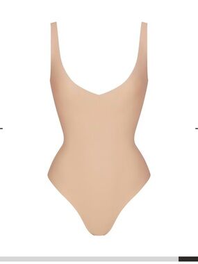 SKIMS Plunge Bodysuit Clay Size Medium new with tags